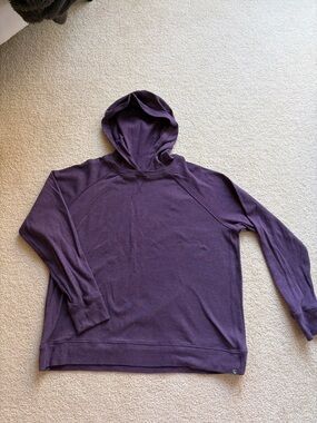 Women’s thin Eddie Bauer Purple hoodie